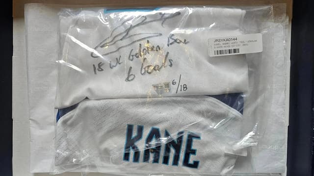Maglia autografata Harry Kane Golden Boot 6/18