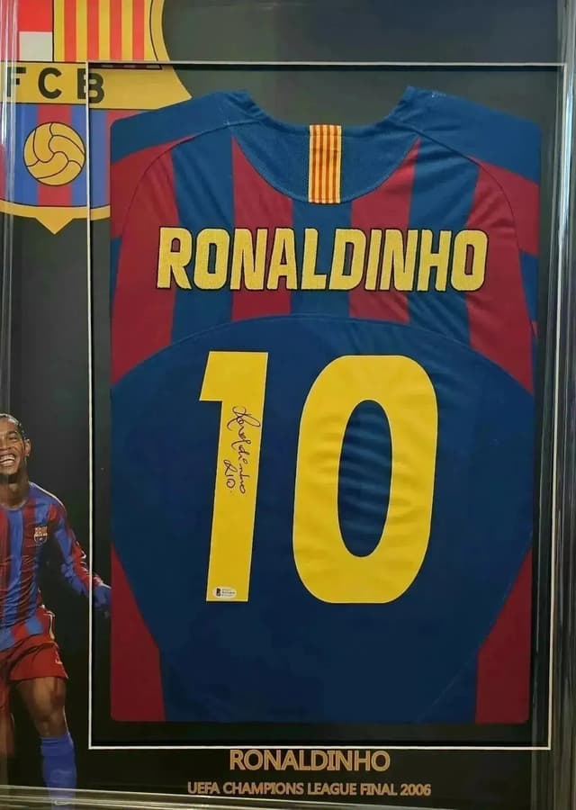 Maglia autografata Ronaldinho Barcelona 2006 CL Final