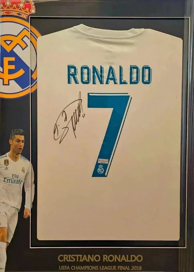 Maglia autografata Cristiano Ronaldo Real Madrid 2017-18 CL